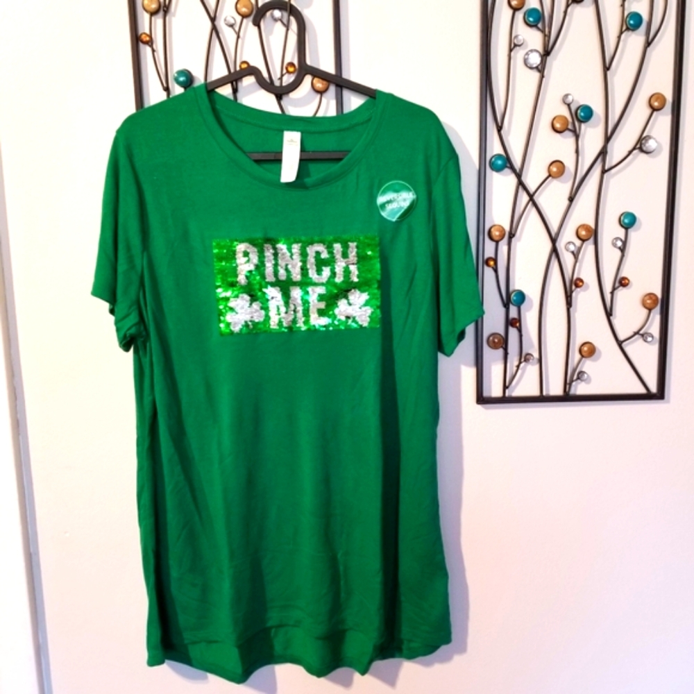 St. Patrick's Day reversible sequins t-shirt - Picture 2 of 8